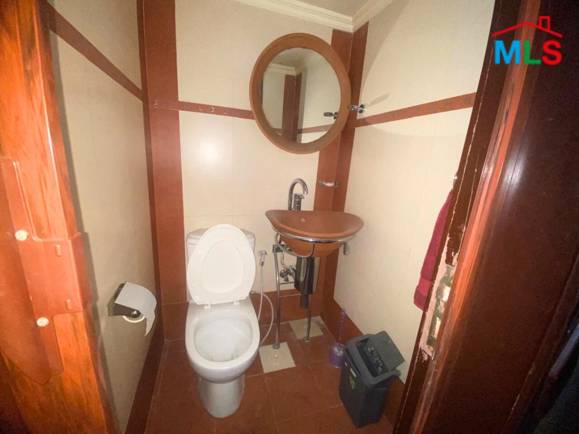 Apartment For Rent in Burj Abi Haidar, Corniche El Mazraa side