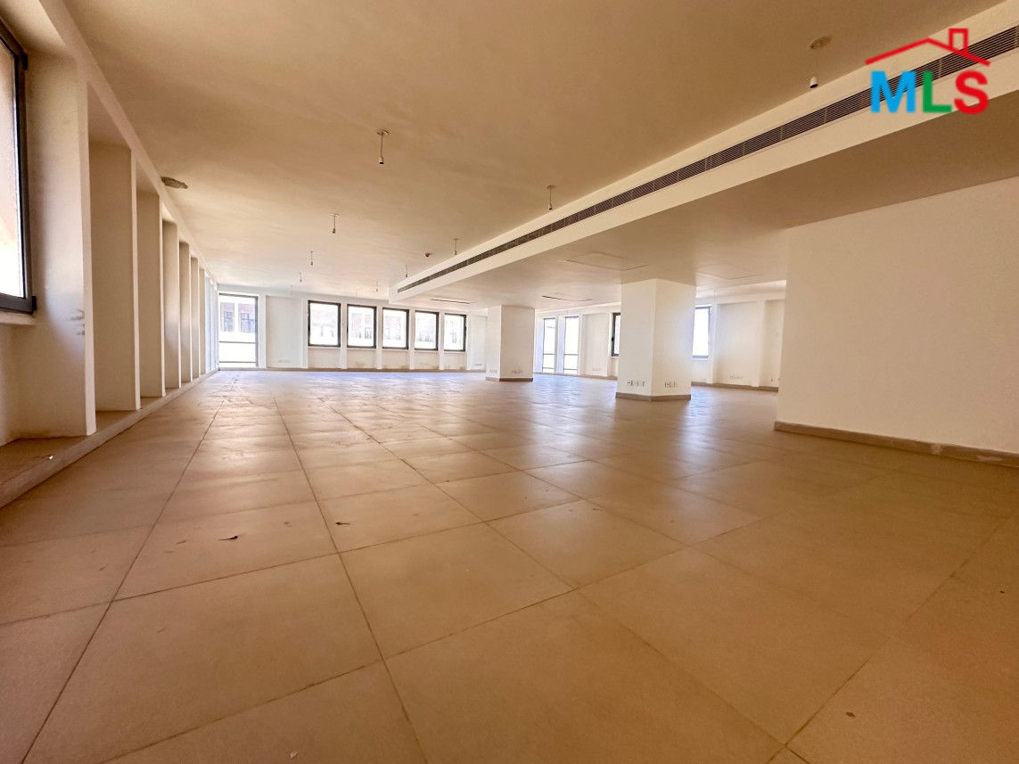 190 SQM Office For Rent in Downtown