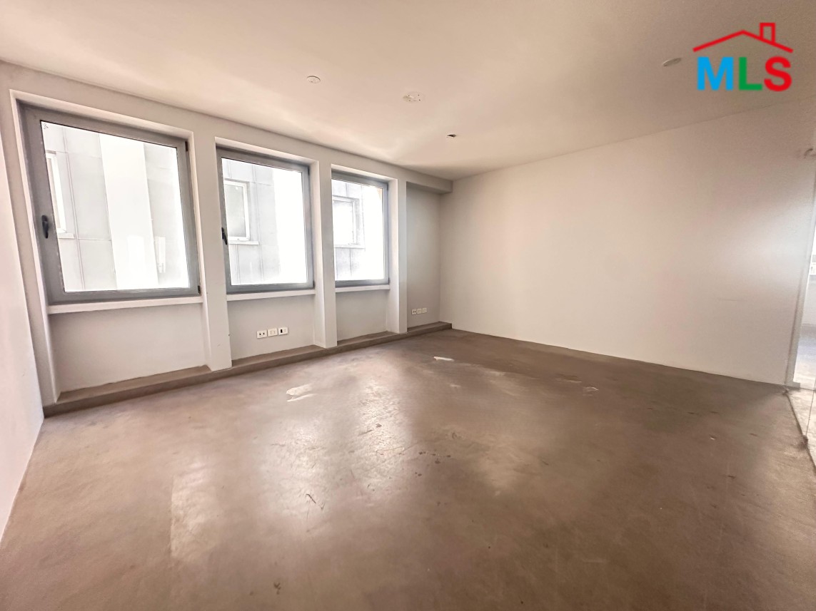 250 SQM Office For Rent in Downtown