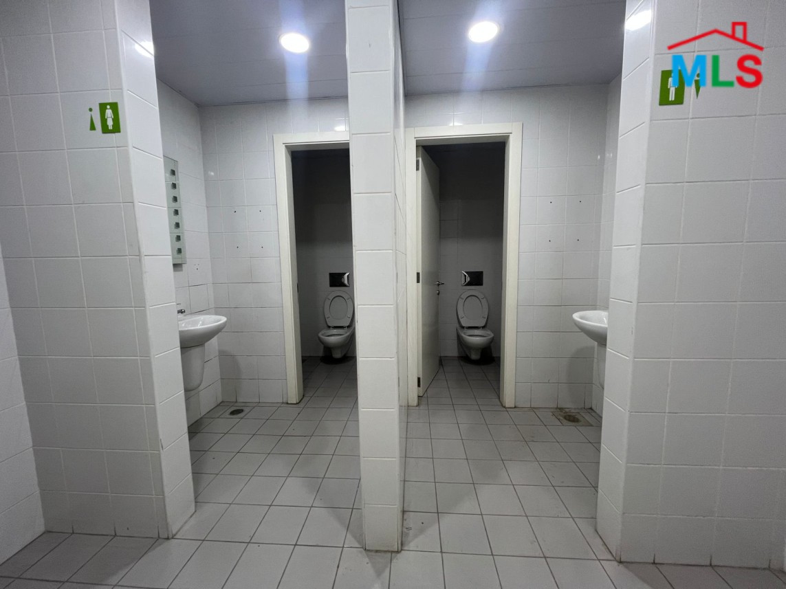 Spacious 300 SQM Office For Rent in Gemayzeh