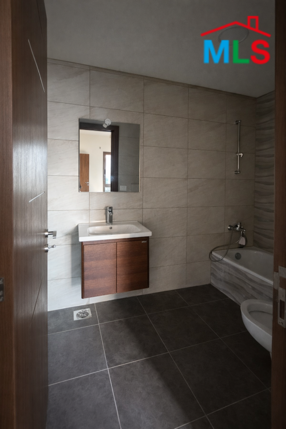 1 Bedroom Apartment For Rent in a prime location of Achrafieh, Saydeh