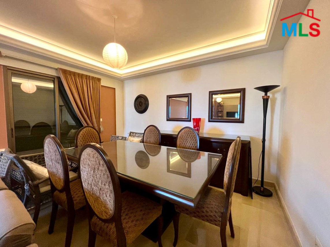 Bright Apartment For Rent in Achrafieh, Geitawi