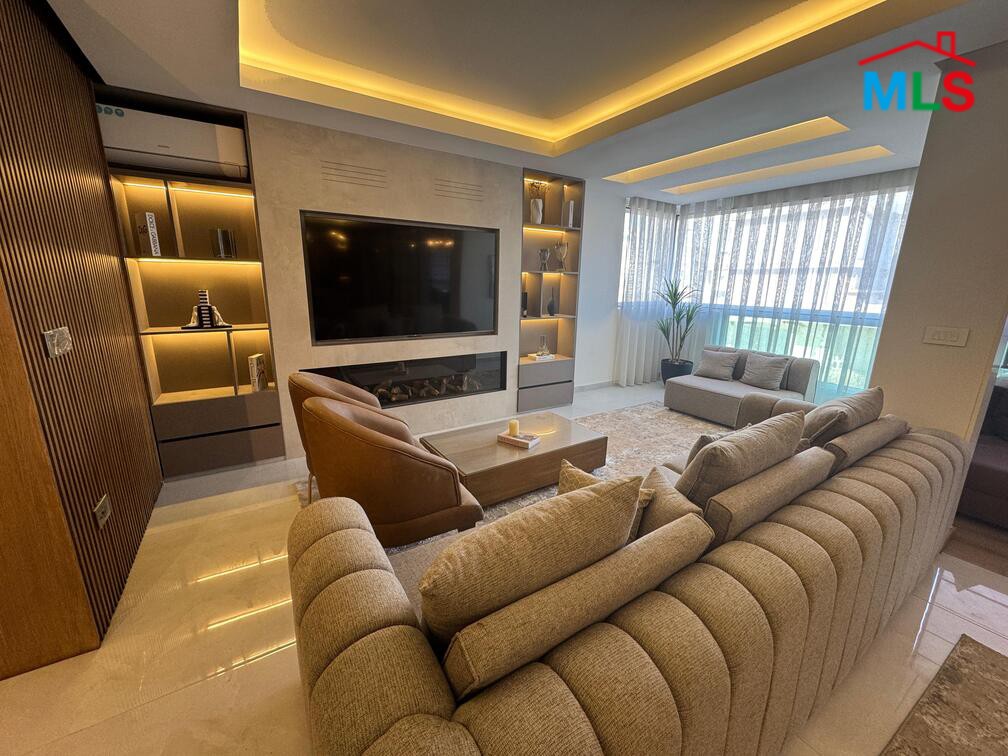 Modern Apartment For Rent in Ras El Nabeh, Beirut