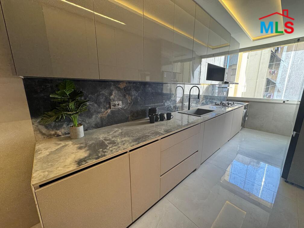 Modern Apartment For Rent in Ras El Nabeh, Beirut