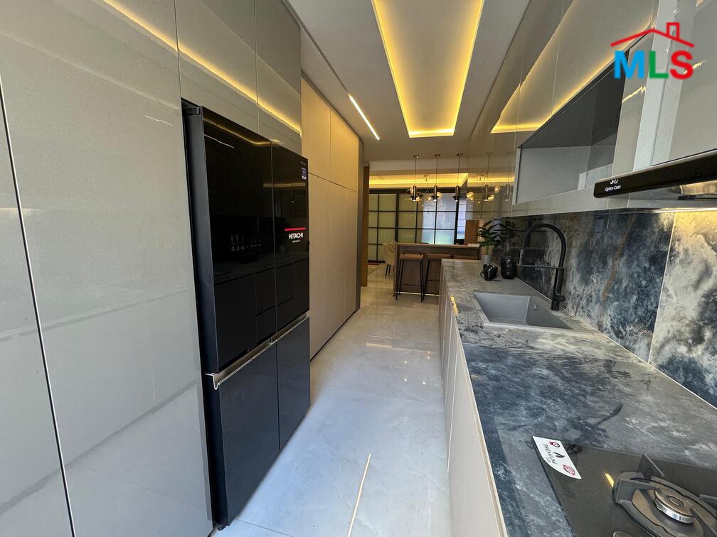 Modern Apartment For Rent in Ras El Nabeh, Beirut