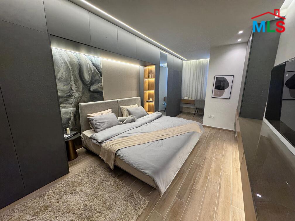Modern Apartment For Rent in Ras El Nabeh, Beirut