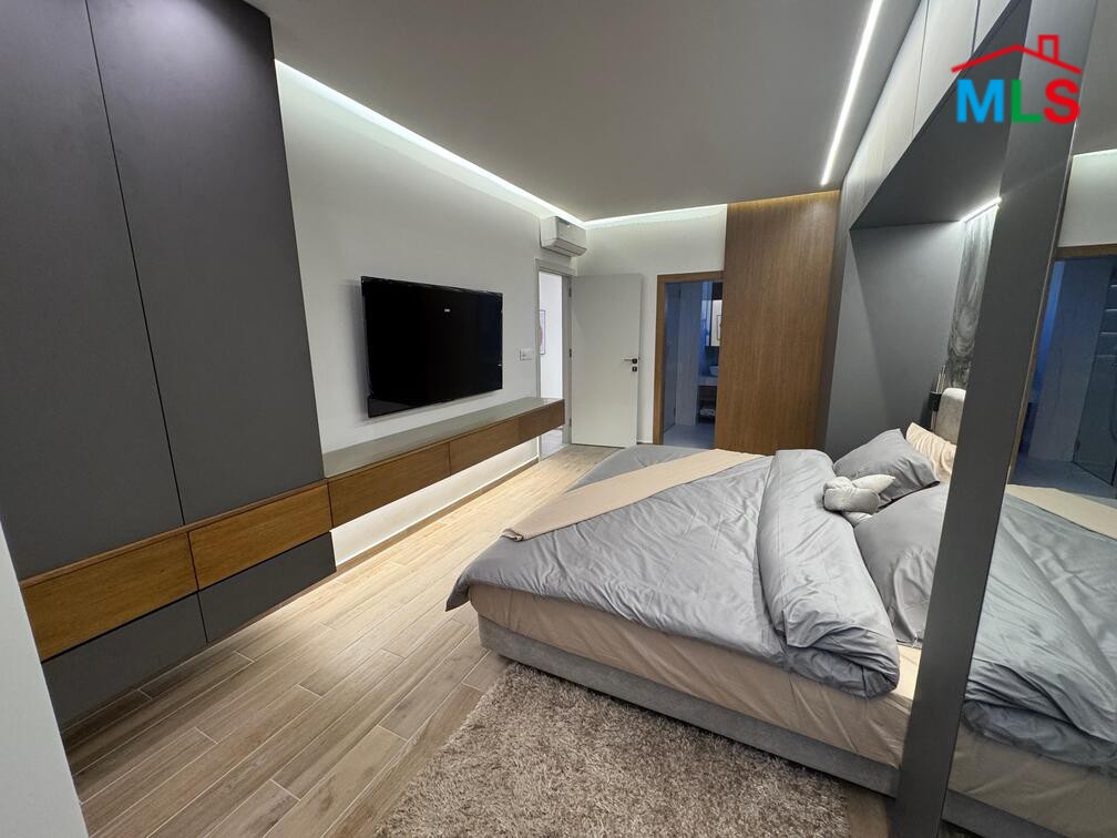 Modern Apartment For Rent in Ras El Nabeh, Beirut