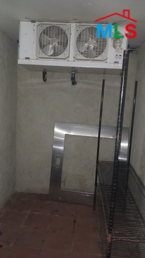 A 100 SQM Warehouse For Rent in Jdeideh