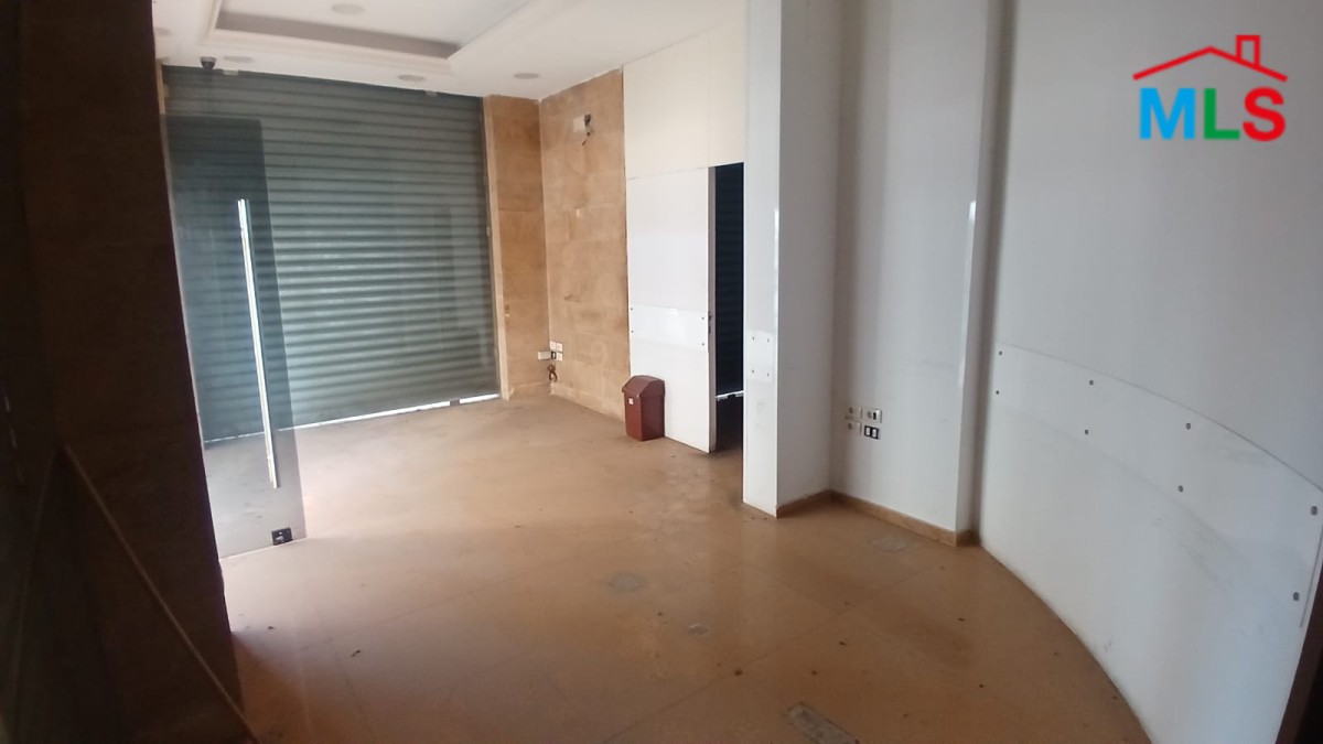 A 60 SQM Shop With Terrace For Rent in Jdeideh