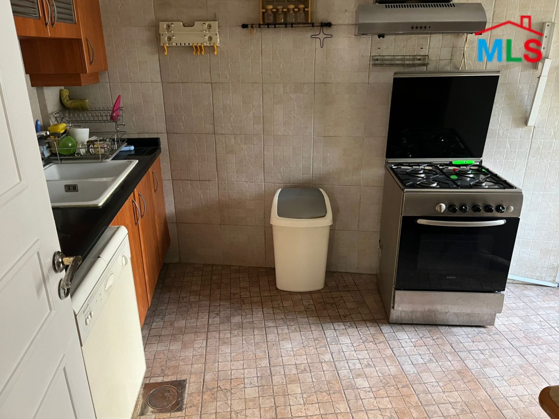 Modern & Furnished Apartment For Rent in Hamra, Beirut