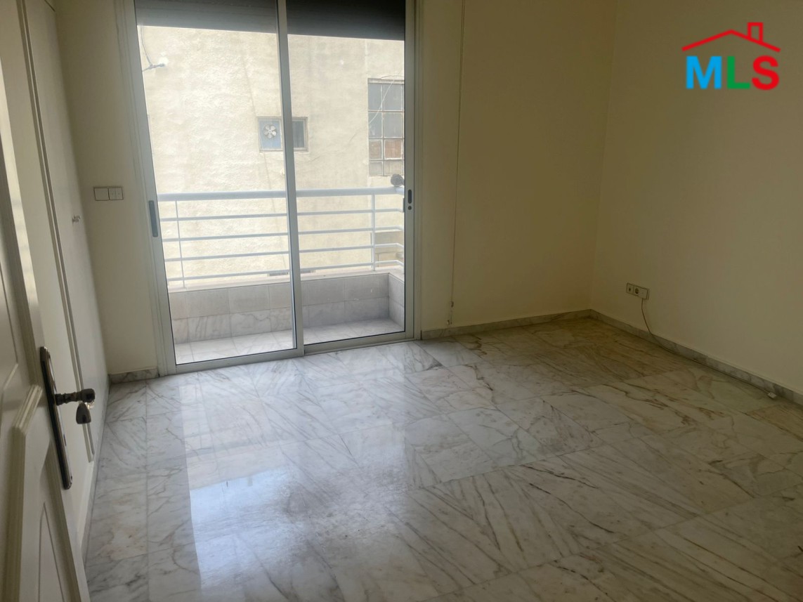4-Bedroom Apartment For Rent in Hamra, Jeanne D'arc