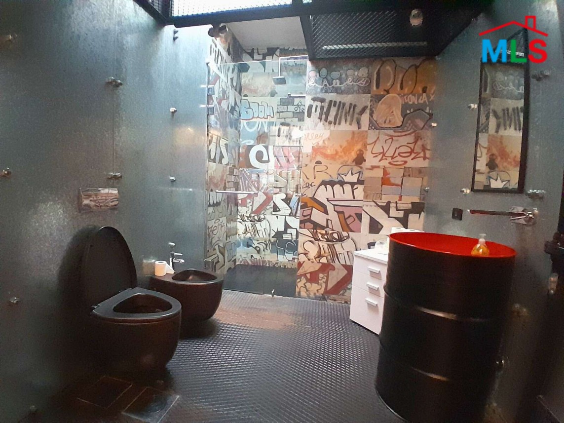Stunning 300 SQM Ready to Move-In Office For Rent in Achrafieh