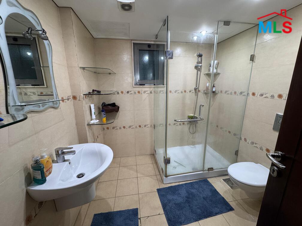 Spacious Apartment For Rent in Ras El Nabeh, Beirut