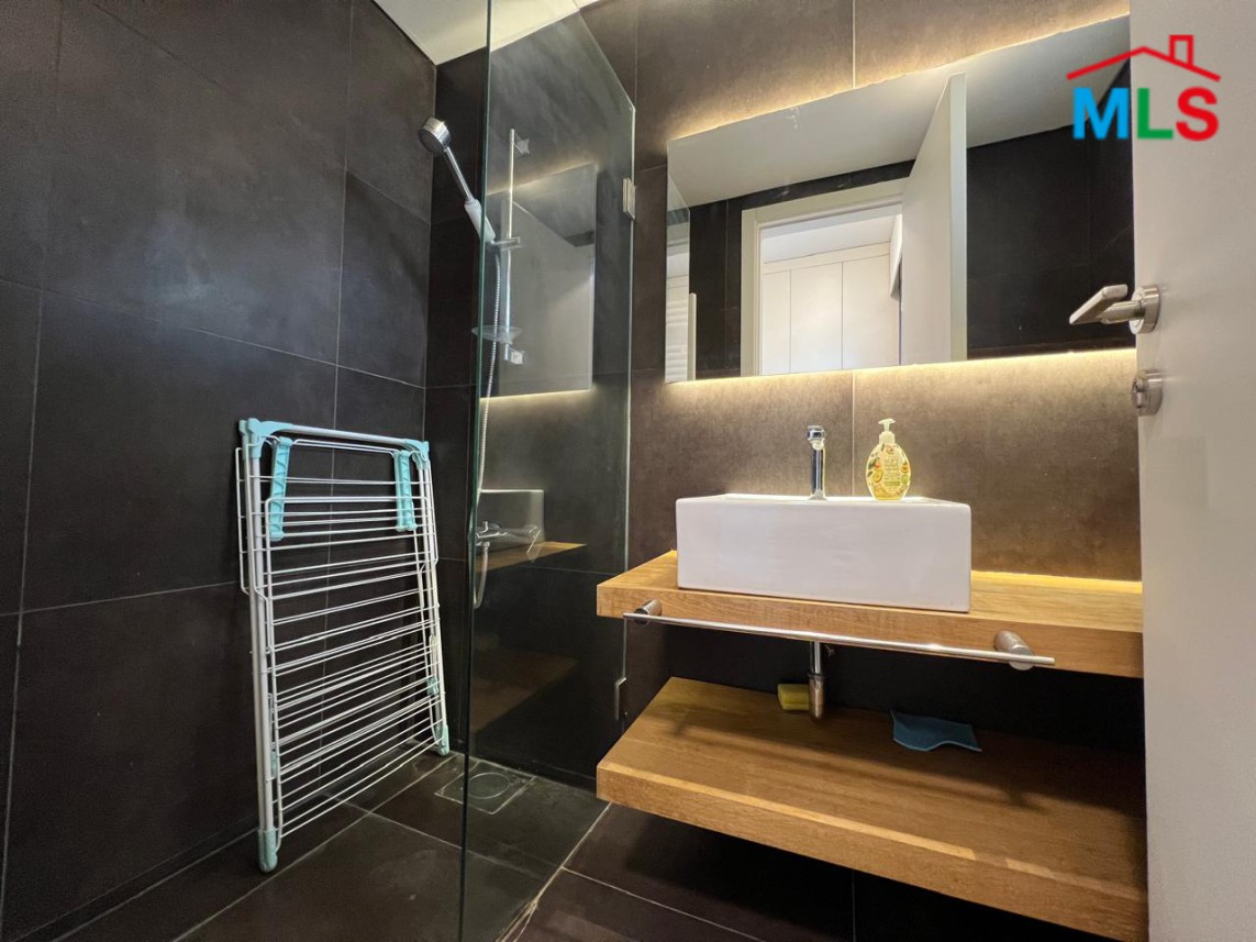Beautifully Furnished Apartment For Rent in Achrafieh, Nazareth