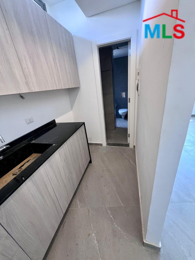 A 40 SQM Office For Rent in Ain Al Remmaneh