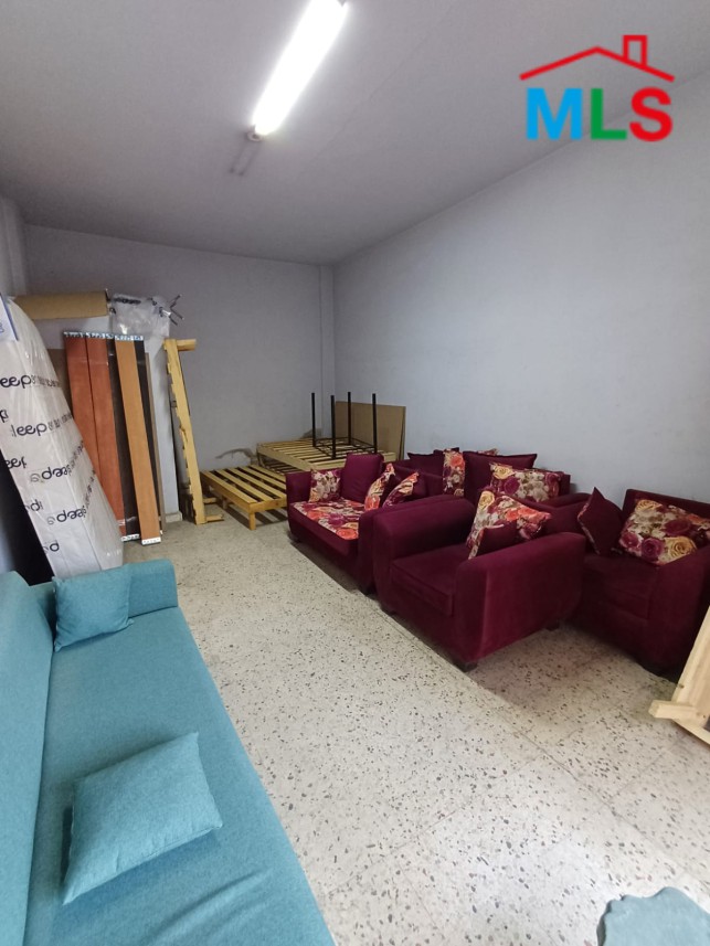 A 22 SQM Shop For Rent in Batroun