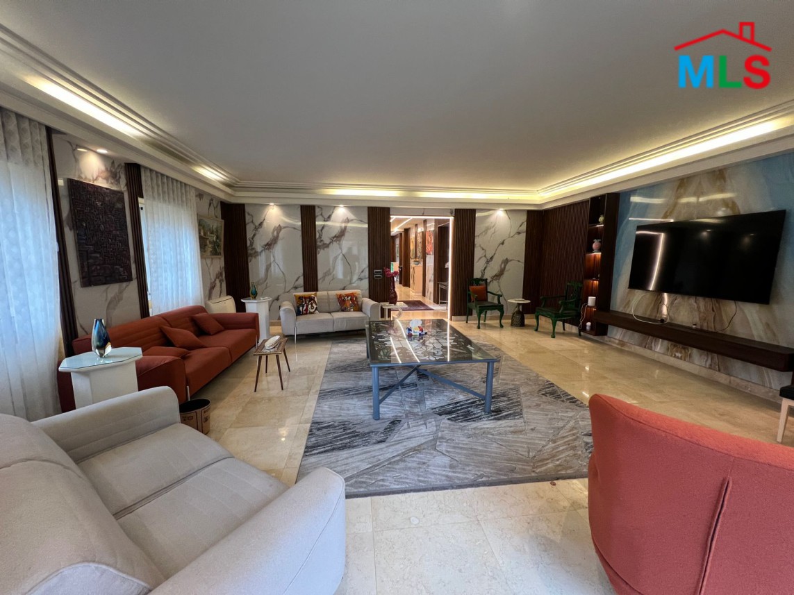 Luxurious Fully-Furnished High-End Villa For Rent in Baabda
