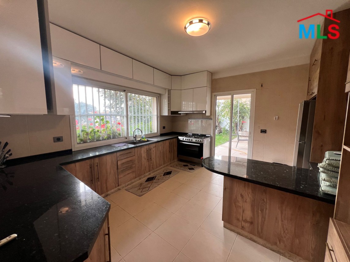 Luxurious Fully-Furnished High-End Villa For Rent in Baabda