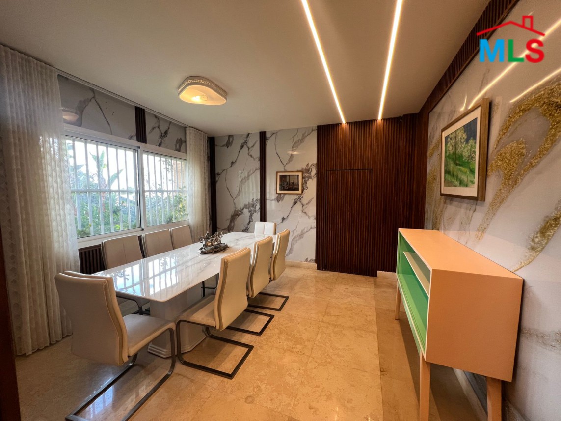 Luxurious Fully-Furnished High-End Villa For Rent in Baabda