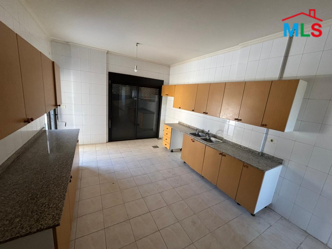 Duplex Apartment For Rent in Zikrit