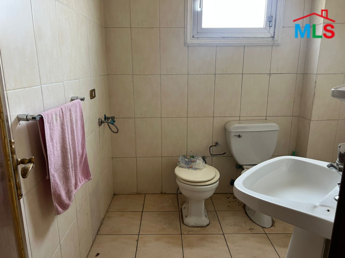 A 100 SQM Office For Rent in Aley