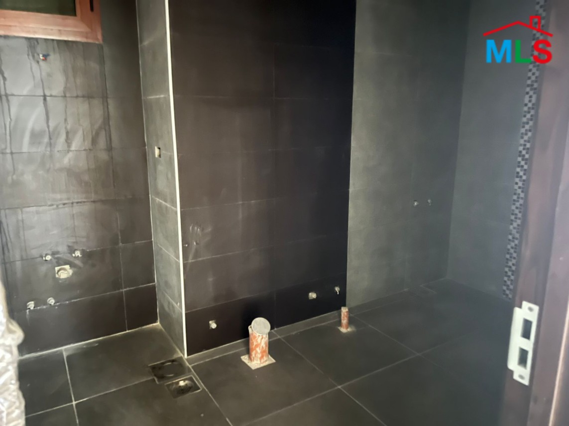 Spacious Apartment For Rent in Aley