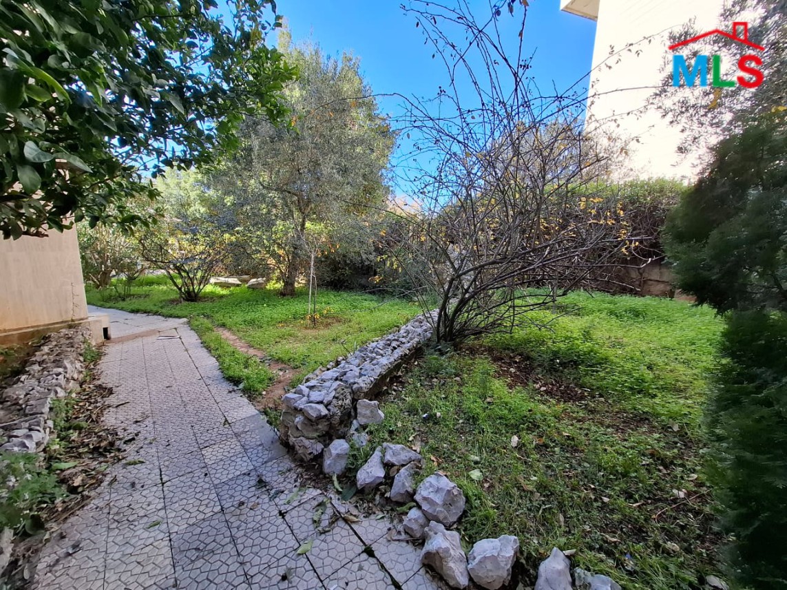 Spacious Furnished Apartment With Garden For Rent in Ballouneh