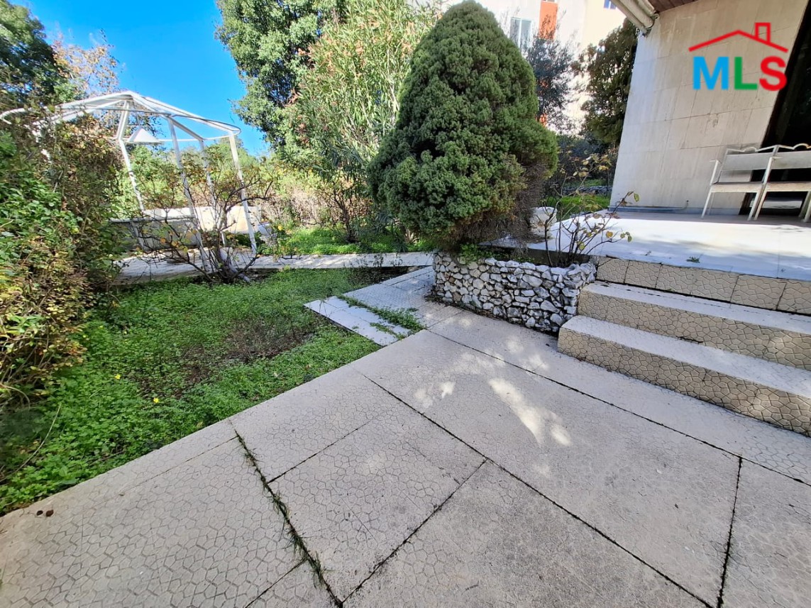 Spacious Furnished Apartment With Garden For Rent in Ballouneh