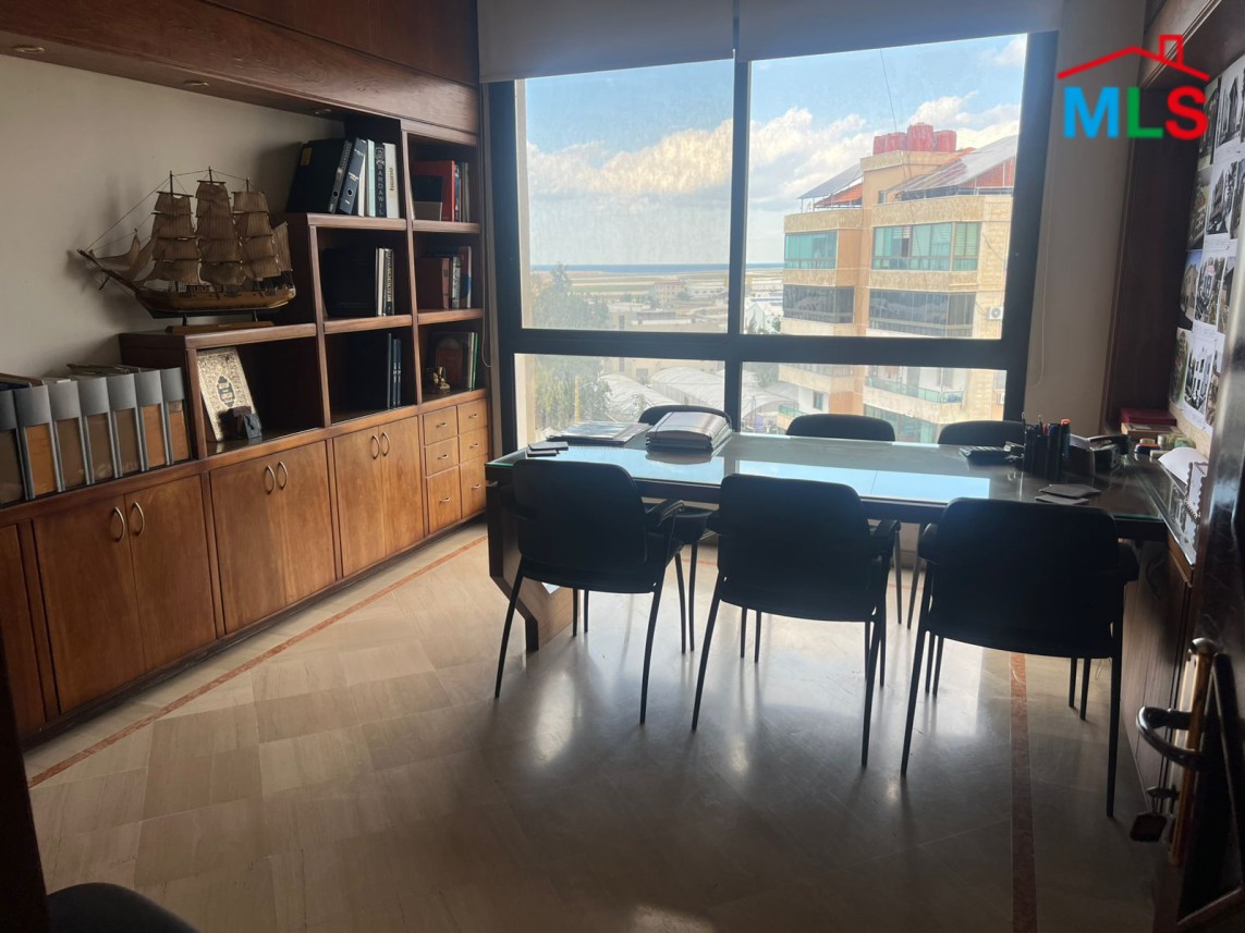 A 100 SQM Office For Rent in Choueifat