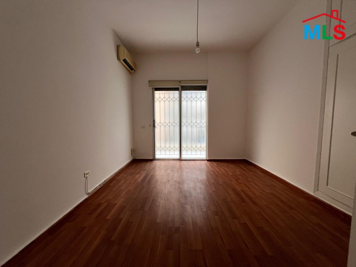 Nice 3-Bedroom Apartment For Rent in Achrafieh, Sioufi