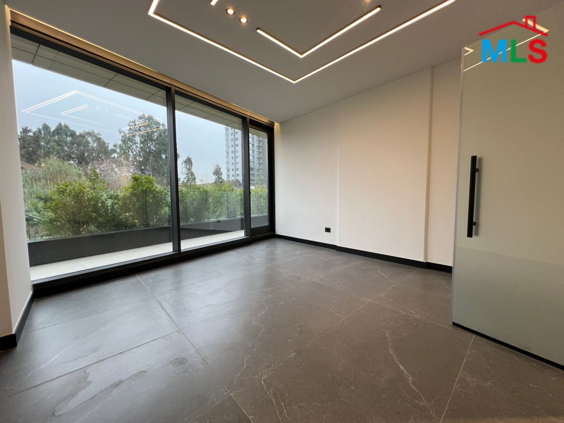 Beautiful Office with Greenery View For Rent in Achrafieh, Sioufi