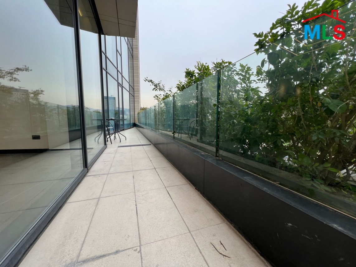 Beautiful Office with Greenery View For Rent in Achrafieh, Sioufi
