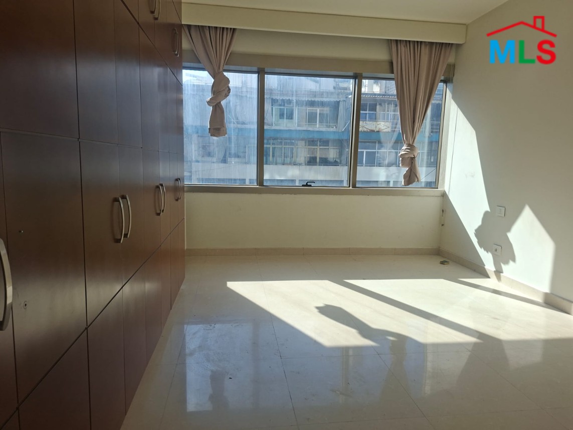 3-Bedroom Apartment For Rent in Hamra, Ras Beirut
