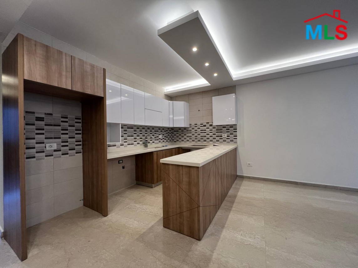 Apartment For Rent in a High-End Building Near Hippodrome, Beirut
