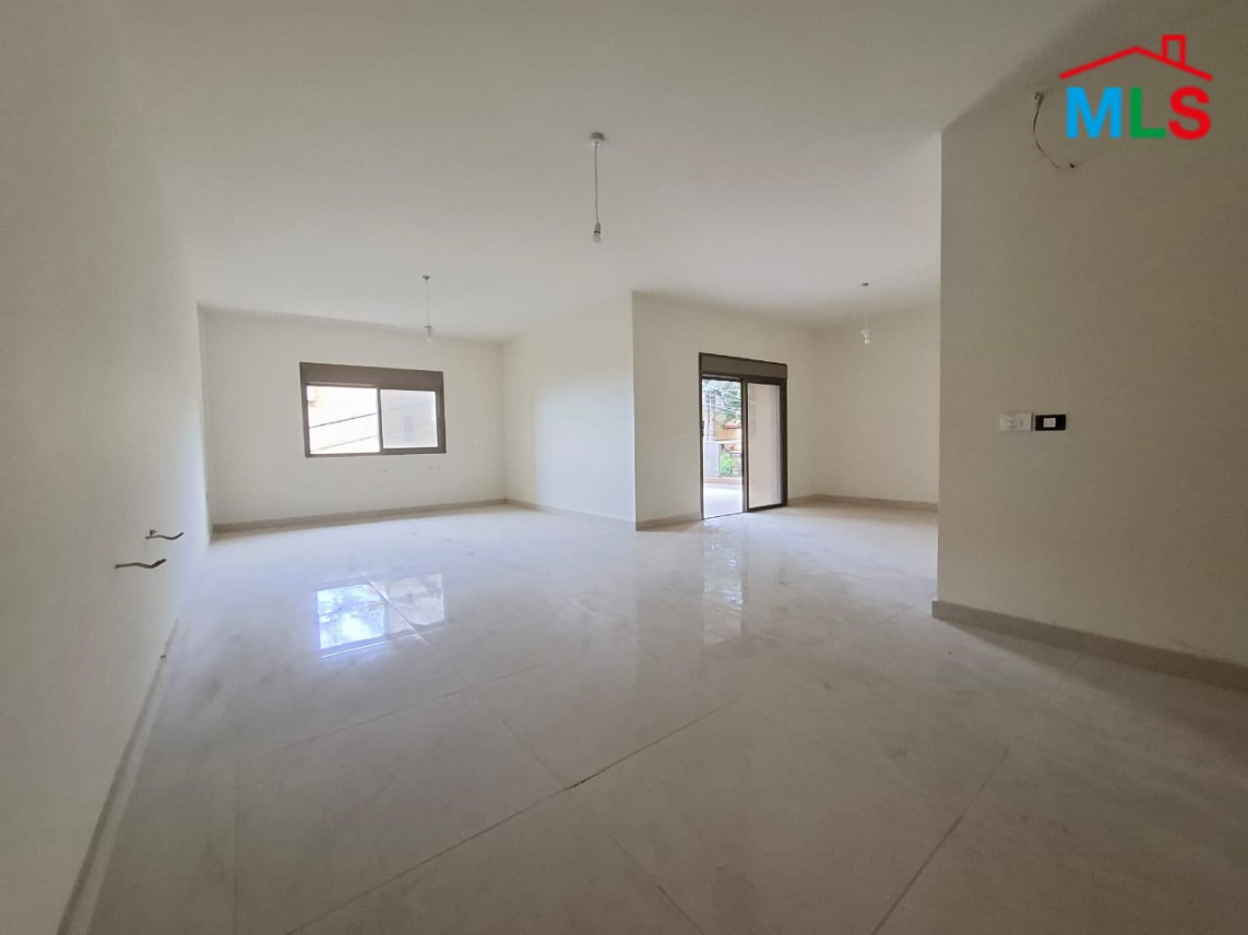 Spacious Lovely 3-Bedroom Apartment For Rent in Ballouneh