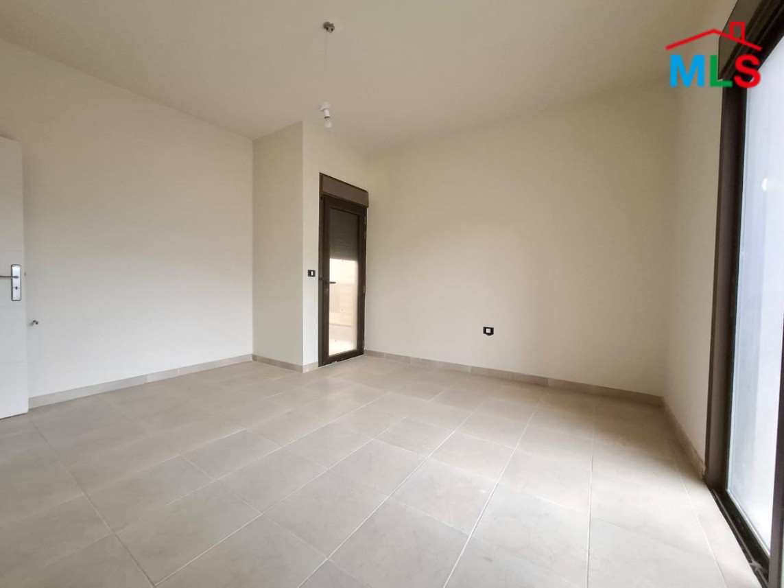 Spacious Lovely 3-Bedroom Apartment For Rent in Ballouneh