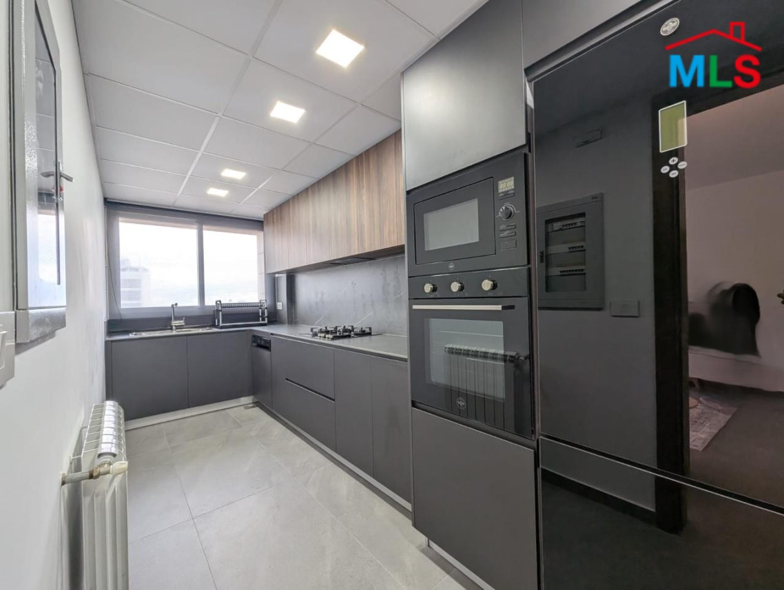 Modern & Furnished 2-Bedroom Apartment For Rent in Achrafieh, Saydeh