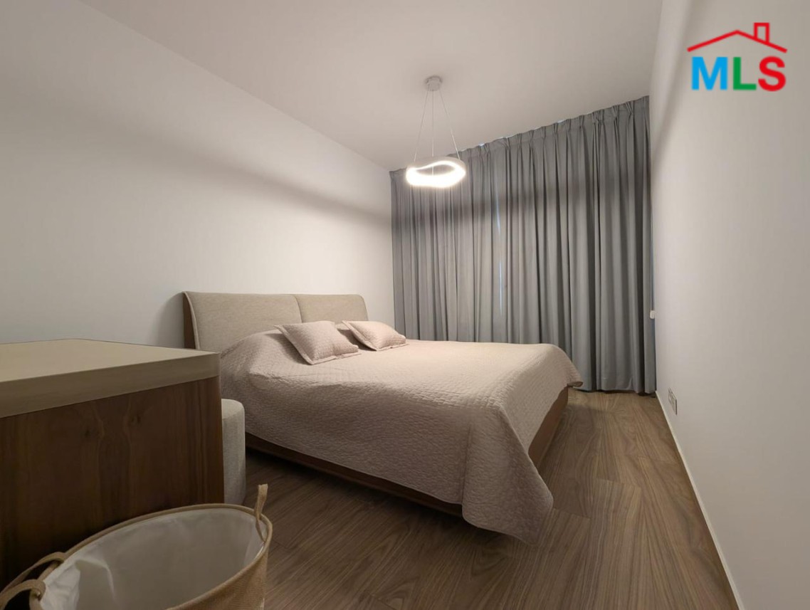 Modern & Furnished 2-Bedroom Apartment For Rent in Achrafieh, Saydeh