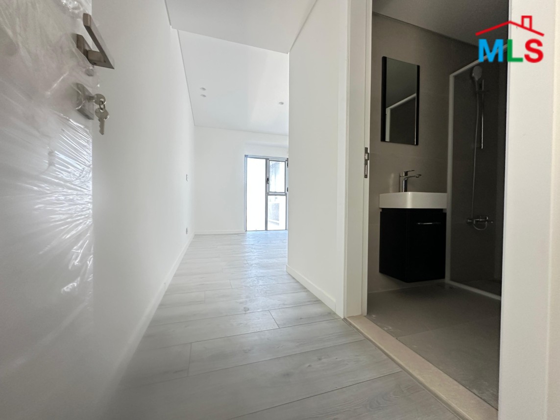 Brand New! 3-Bedroom Apartment For Rent in Prime Location in Achrafieh, Mar Mitr