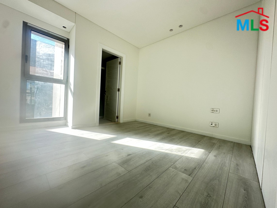 Brand New! 3-Bedroom Apartment For Rent in Prime Location in Achrafieh, Mar Mitr