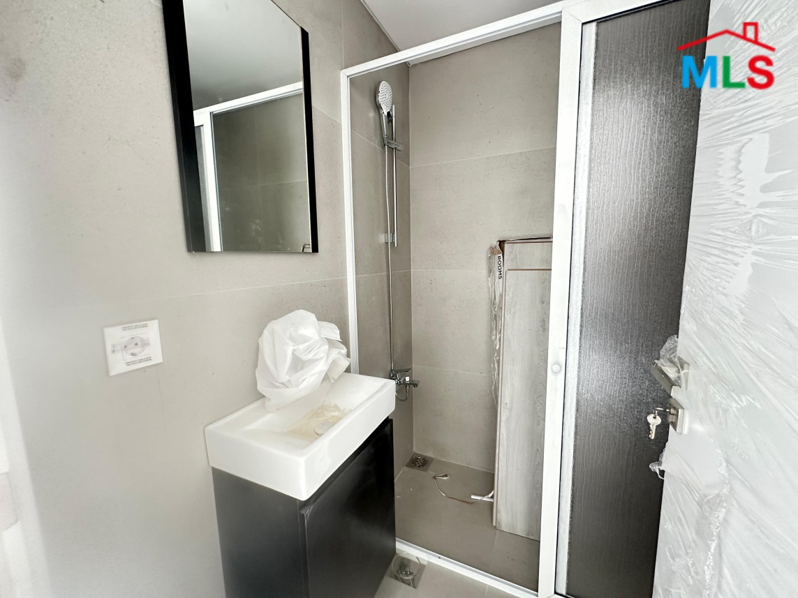Brand New! 3-Bedroom Apartment For Rent in Prime Location in Achrafieh, Mar Mitr