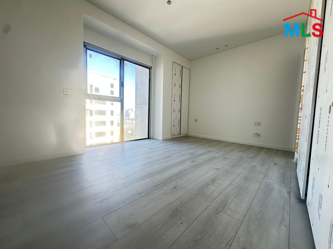 Brand New! 2-Bedroom Apartment For Rent in Prime Area in Achrafieh, Mar Mitr