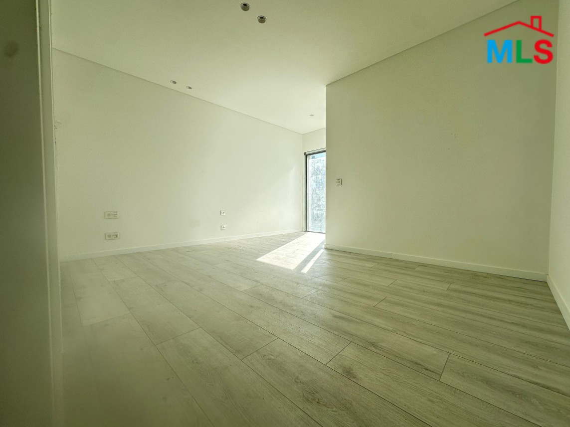 Brand New! 2-Bedroom Apartment For Rent in Prime Area in Achrafieh, Mar Mitr