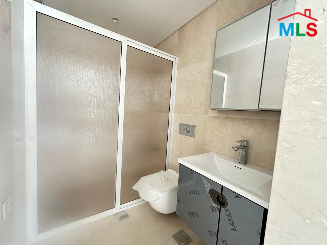 Brand New! 2-Bedroom Apartment For Rent in Prime Area in Achrafieh, Mar Mitr
