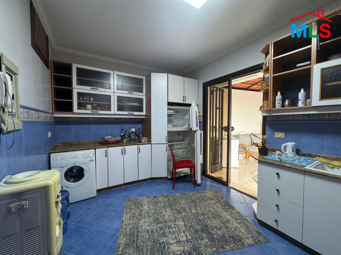 Fully Furnished Apartment For Rent in A Gated Community in Tilal Ain Saade