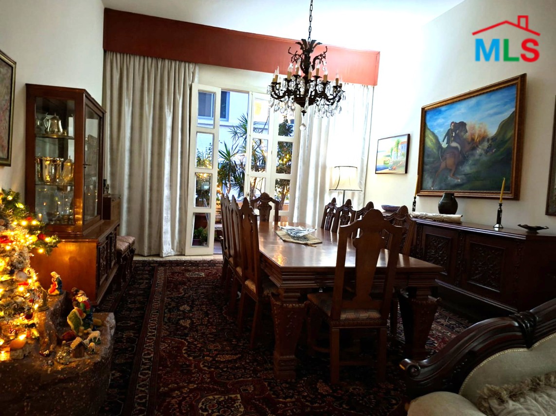 4-Floor Building For Rent in a Select Location in Gemmayzeh
