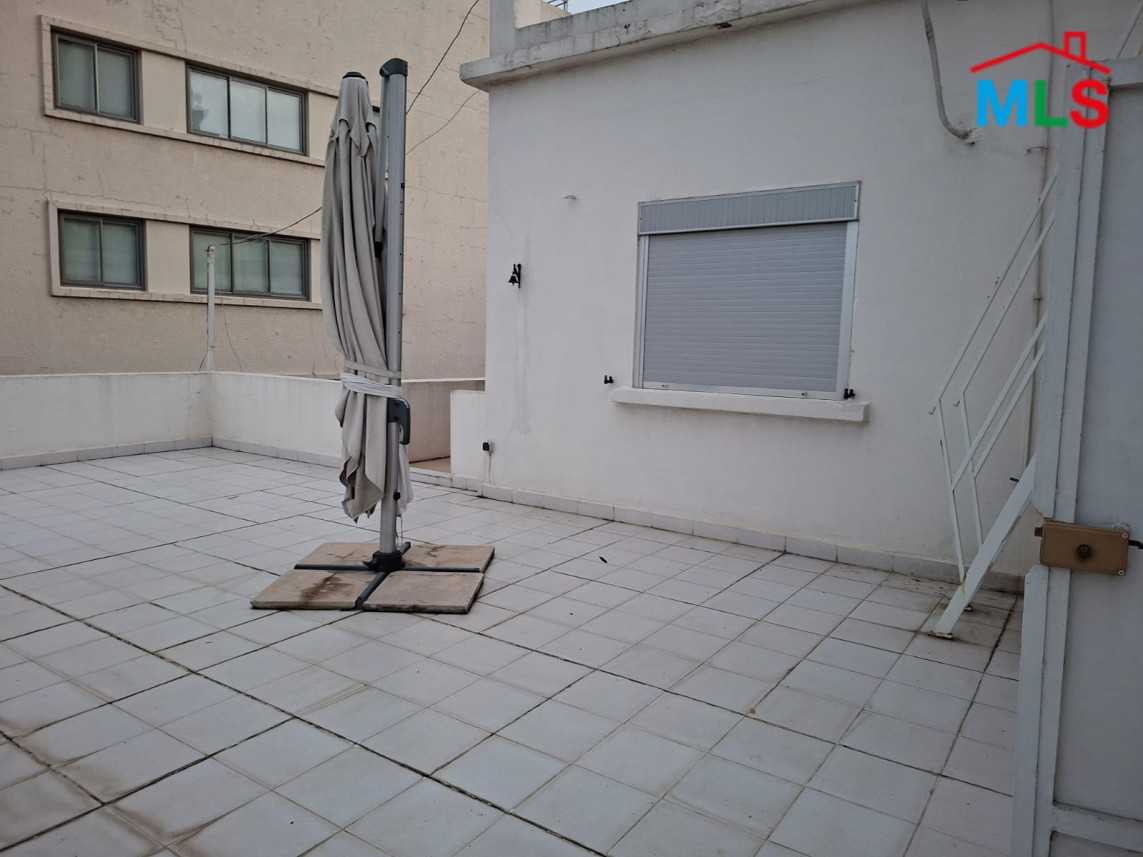 4-Floor Building For Rent in a Select Location in Gemmayzeh