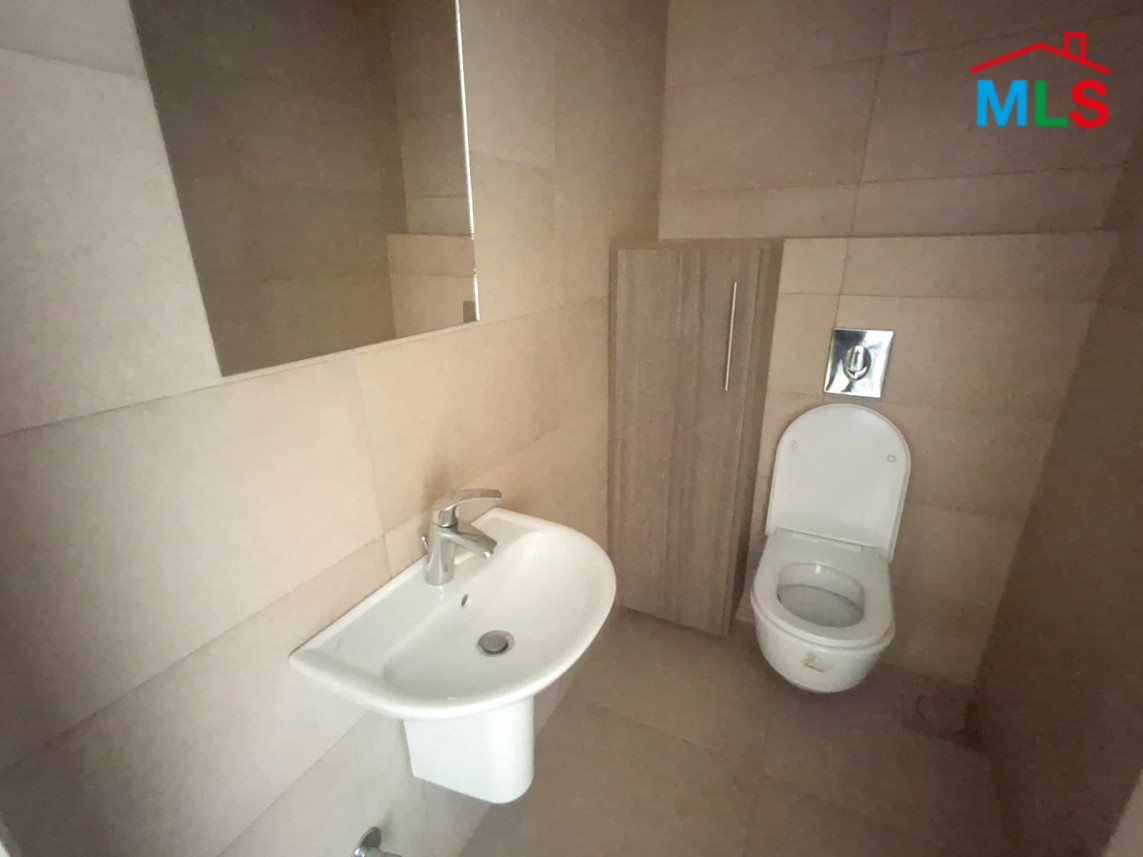 3-Bedroom Apartment For Rent in Achrafieh, Saydeh
