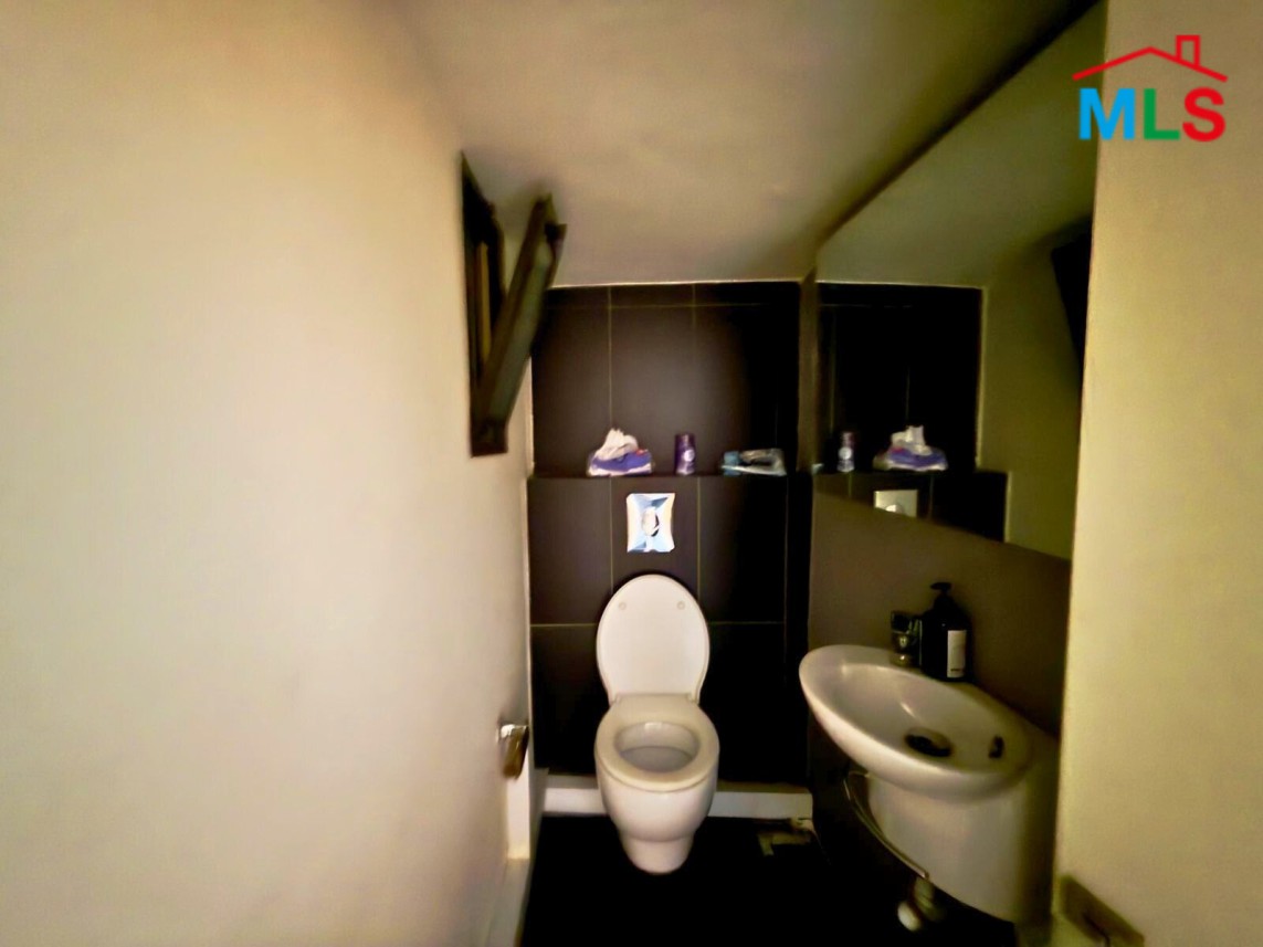 40 SQM Shop For Rent in Achrafieh, Carré D'or