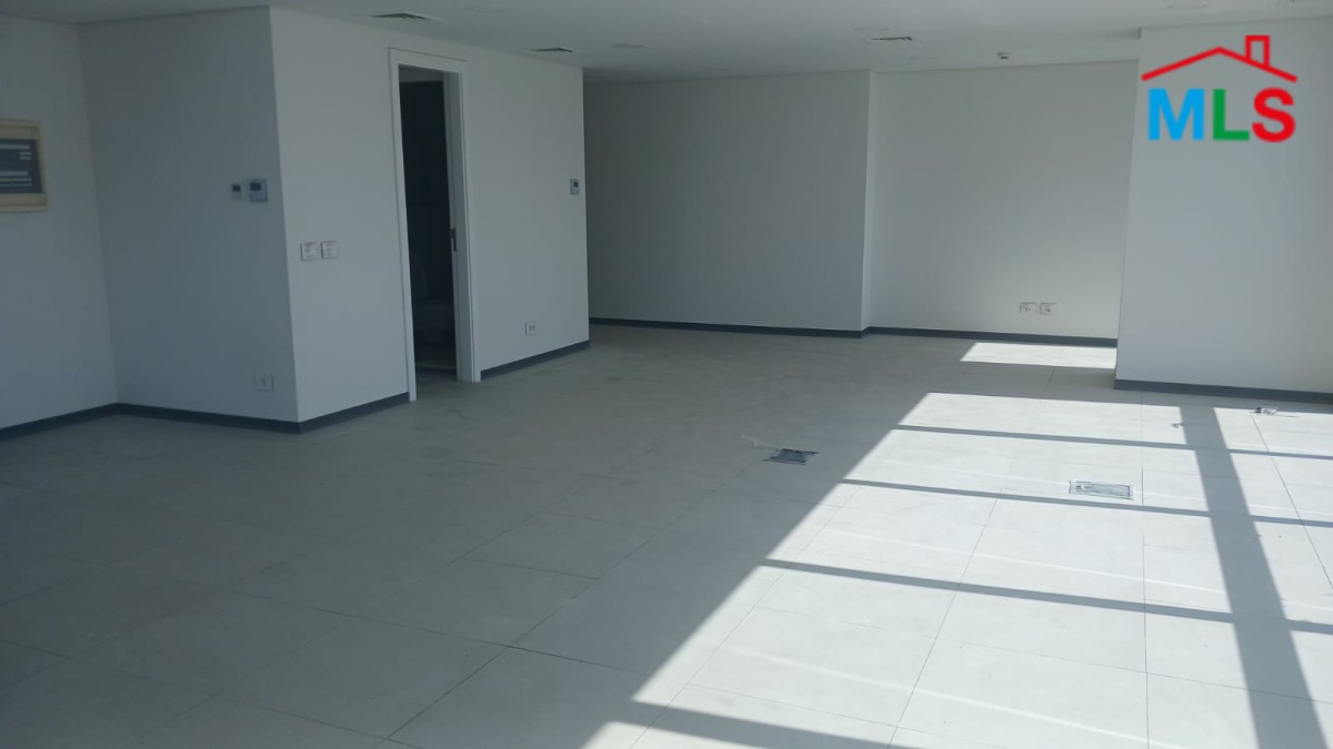 A 120 SQM Office For Rent In A Well-Known Tower in Dekweneh